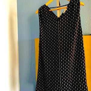 LOFT Sleeveless Shift Dress